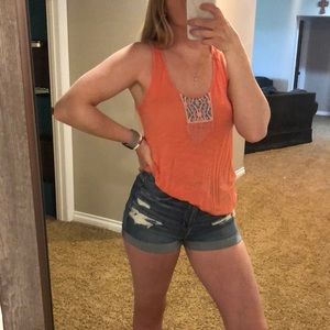 American Eagle salmon colored tank top